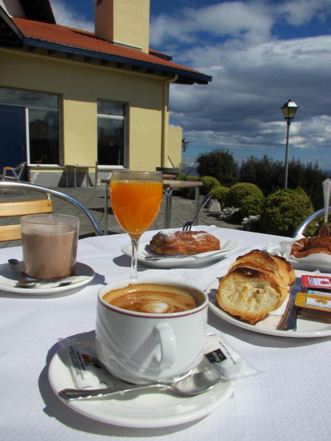 Hotel Ermintxo Ea Εξωτερικό φωτογραφία